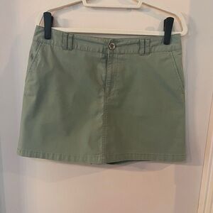 Dockers Green Skorts with Flat Front Design
